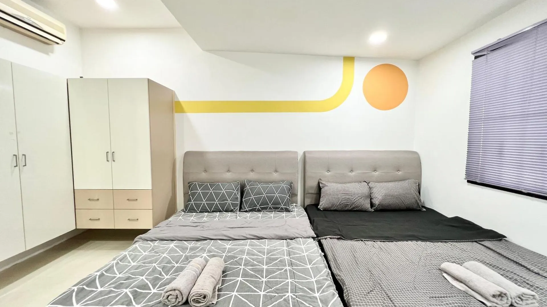Vila 5 Min Ciq Landed Party House 12 Pax Johor Bahru